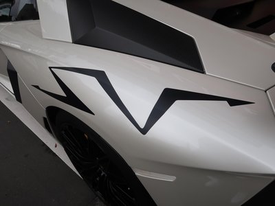 2017 Lamborghini AVENTADOR — миниатюра 21
