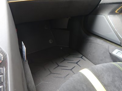 2017 Lamborghini AVENTADOR — миниатюра 56