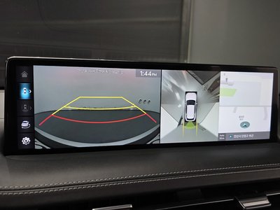 2021 Genesis GV70 — миниатюра 17