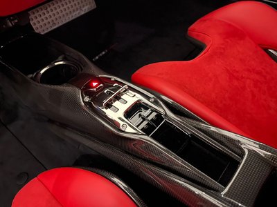 2021 FERRARI SF90 STRADALE thumbnail 12