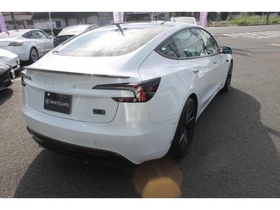 صورة 8 لـ 2024 Tesla MODEL 3