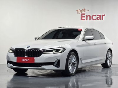BMW 5 SERIES - 1