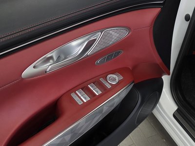 2021 Genesis GV70 — миниатюра 34