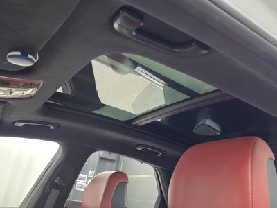 2021 Genesis GV70 — миниатюра 24