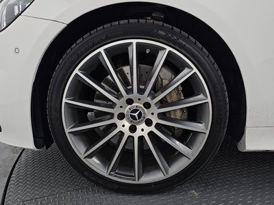 MERCEDES-BENZ E-CLASS - 6