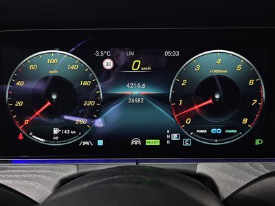 MERCEDES-BENZ E-CLASS - 8