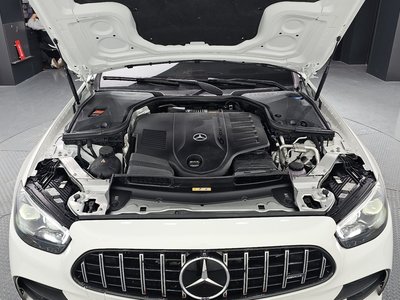 MERCEDES-BENZ E-CLASS - 7