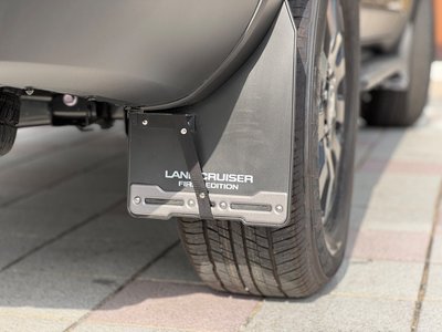 TOYOTA LAND CRUISER 250 - 8