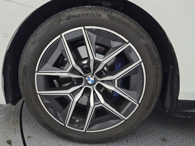 BMW 5 SERIES - 6