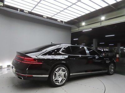 2022 Genesis G90 (RS4) photo 3