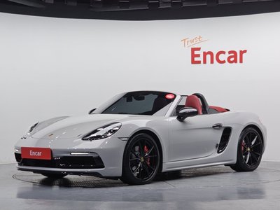 PORSCHE 718 BOXSTER