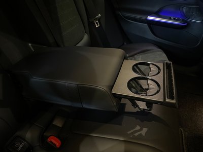 2025 Mercedes-BENZ C-CLASS 缩略图 27
