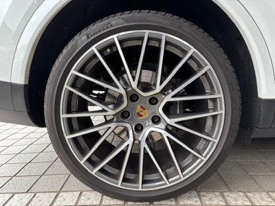 PORSCHE CAYENNE - 10