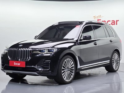 2022 BMW X7 — фото 1