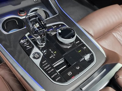 2022 BMW X7 — фото 9