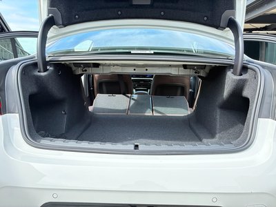 2025 BMW 3 SERIES — миниатюра 30