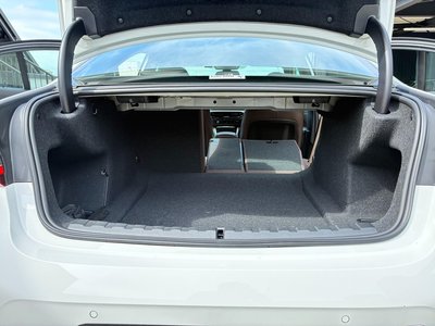 2025 BMW 3 SERIES — миниатюра 71