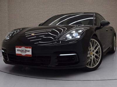 PORSCHE PANAMERA - 5