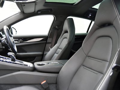 PORSCHE PANAMERA - 7