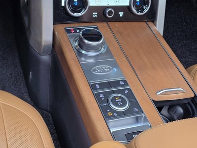 2020 LAND Rover RANGE ROVER photo 9