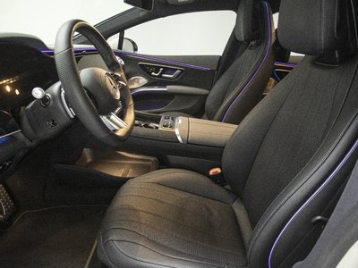 MERCEDES-BENZ EQS - 10