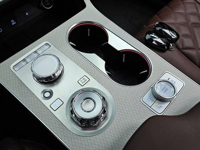 GENESIS GV80 - 9
