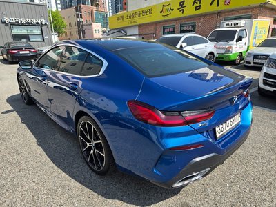 BMW 8 SERIES - 6