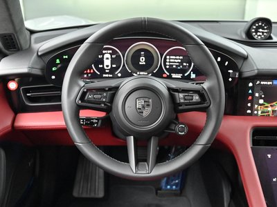 2025 Porsche TAYCAN — миниатюра 13