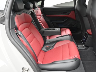 2025 Porsche TAYCAN — миниатюра 12