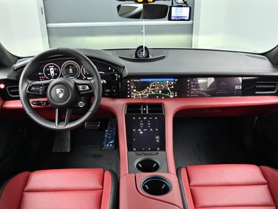 2025 Porsche TAYCAN 照片 4