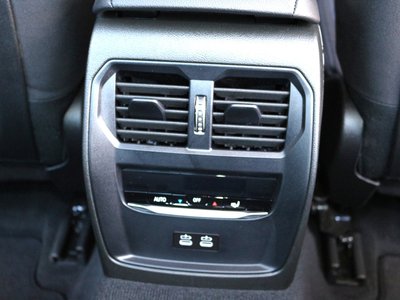 2025 BMW 3 SERIES 缩略图 61