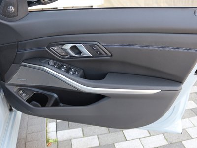 2025 BMW 3 SERIES 缩略图 65