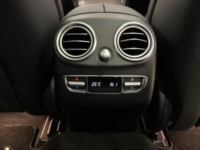 MERCEDES-BENZ GLC - 10