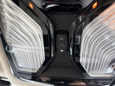 2023 BMW X7 — миниатюра 33