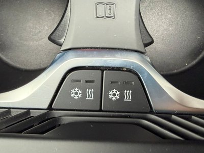 2023 BMW X7 — миниатюра 12
