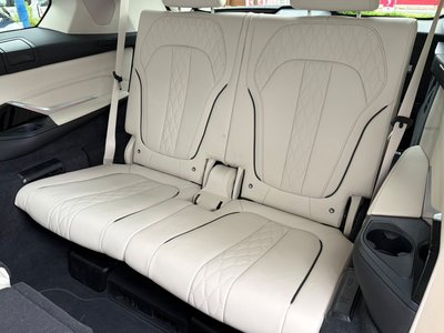 2023 BMW X7 — миниатюра 39