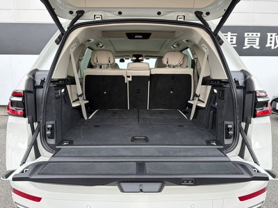 2023 BMW X7 — миниатюра 18