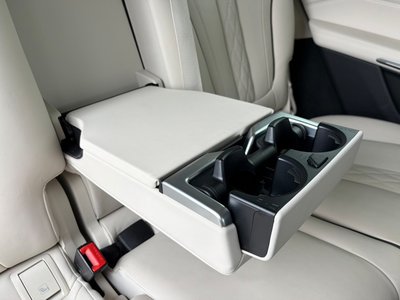 2023 BMW X7 — миниатюра 48