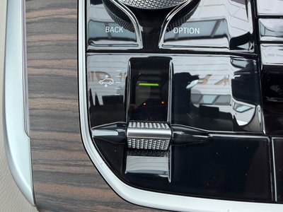 2023 BMW X7 — миниатюра 29