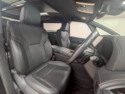 صورة 10 لـ 2024 Toyota VELLFIRE