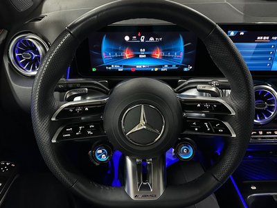 MERCEDES-BENZ GLB - 6