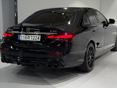 MERCEDES-BENZ E-CLASS - 3