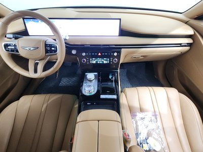 GENESIS G80 (RG3) - 5
