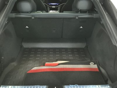 MERCEDES-BENZ EQS - 7