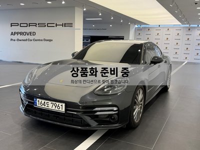 PORSCHE PANAMERA - 1