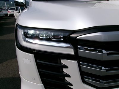 2023 Toyota LAND CRUISER 300 — миниатюра 33