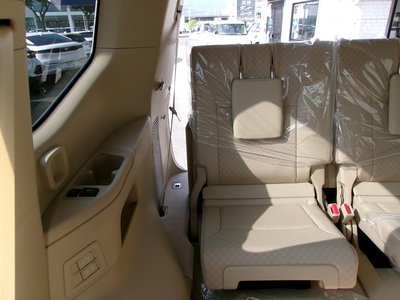 2023 Toyota LAND CRUISER 300 — миниатюра 15