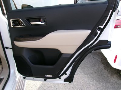 2023 Toyota LAND CRUISER 300 — миниатюра 14