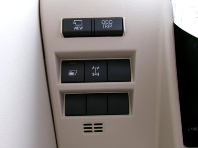 2023 Toyota LAND CRUISER 300 — миниатюра 31