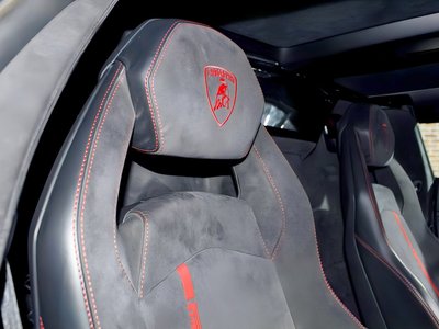 LAMBORGHINI AVENTADOR ROADSTER - 7